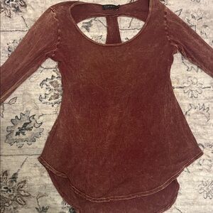 T Party Fashion Washed Burgundy Long Sleeve Top with Back Keyhole Detail